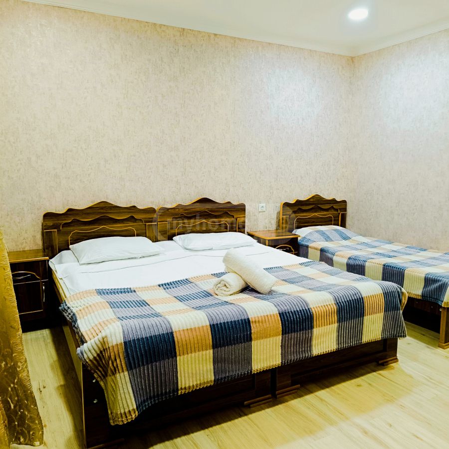 Daily Rent 4 Room Apartment Chughuretshi, 6 of 11