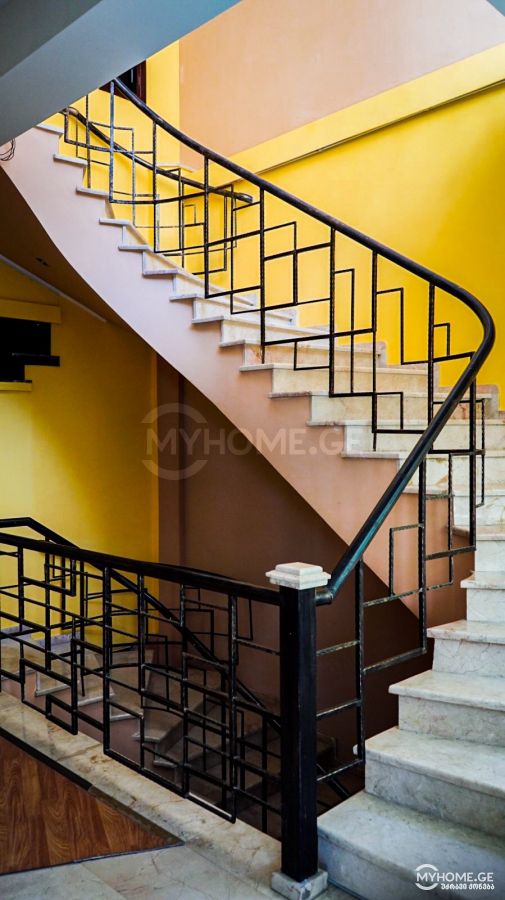 For Sale 9 Room Private House, 8 of 10