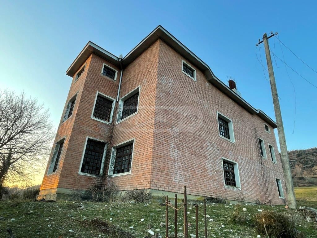 For Sale 8 Room Private House Senakshi view 1