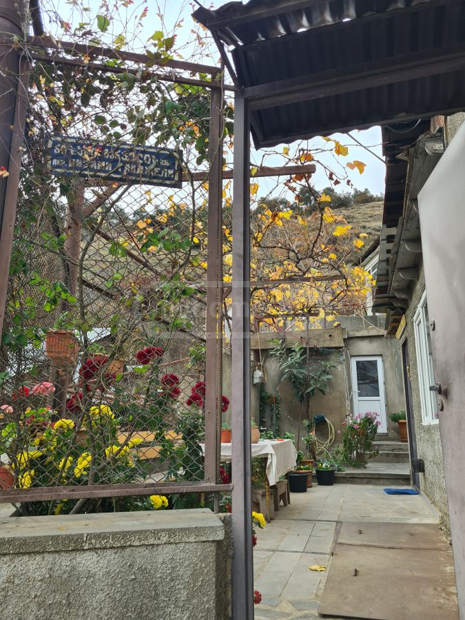 For Sale 3 Room Private House Abanotubanshi view 1