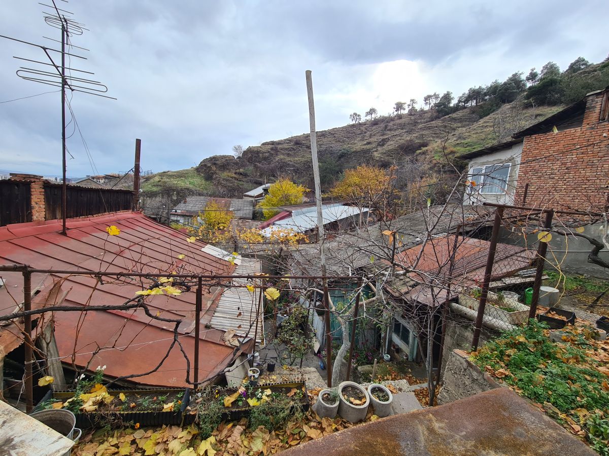 For Sale 3 Room Private House Abanotubanshi view 2
