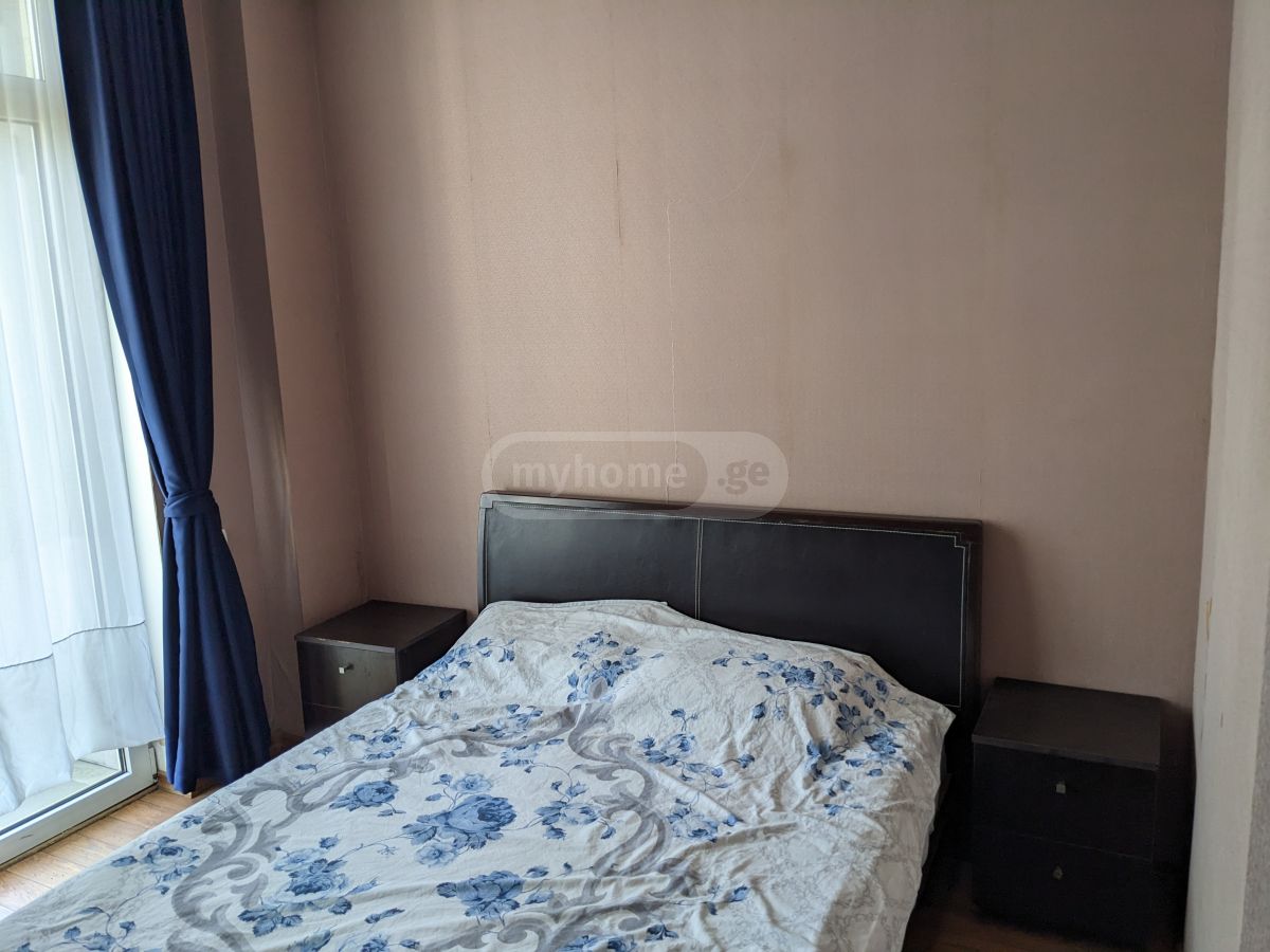 2 Room Apartment For Rent In Vake view 3