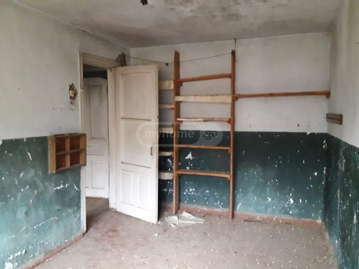 For Sale 2 Room Apartment Khelvachaurshi view 3