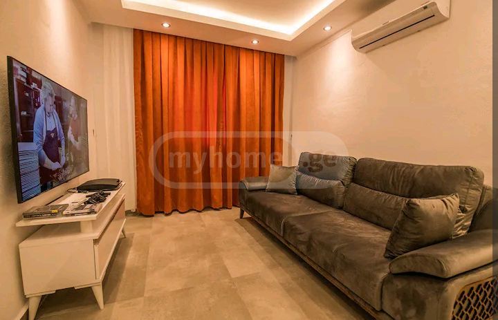 3 Room Flat Daily Rent. Isani view 7