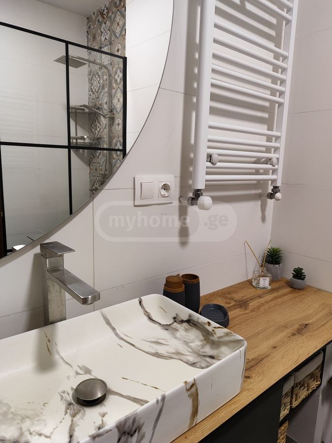 Daily Rent 2 Room Apartment Chughuretshi view 3