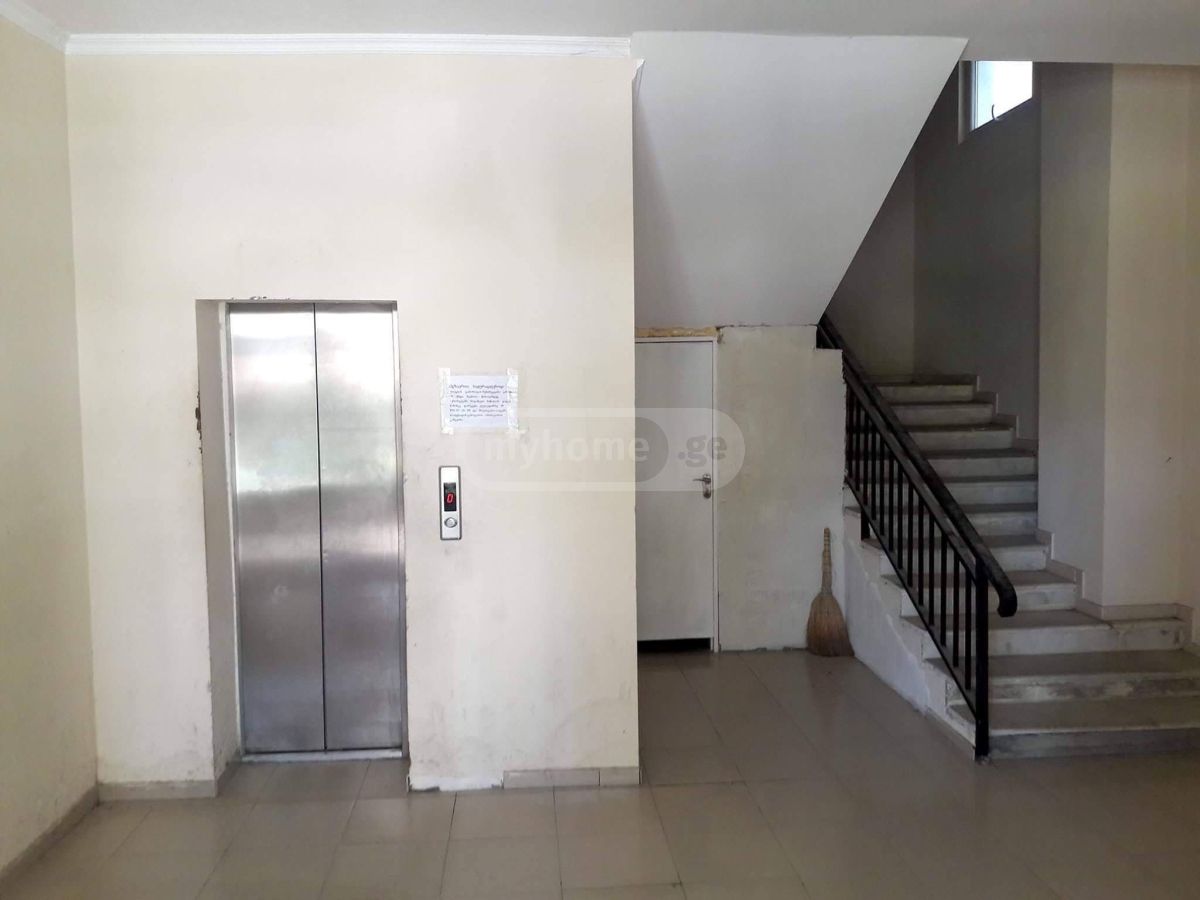 3 Room Apartment Daily Rent In Old Batumi District, In Batumi view 2