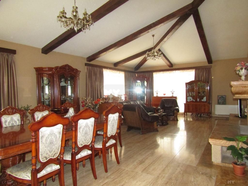 For Sale 8 Room Private House Tetritsqaroshi view 1