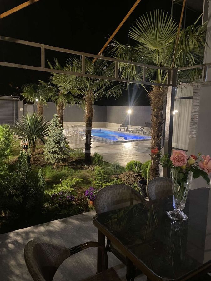Daily Rent 7 Room Private House Tsqnetshi view 8