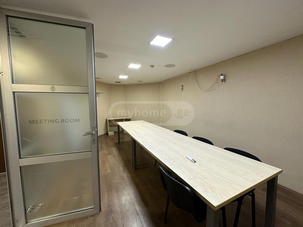 Office Commercial Area For Sale In Vera view 4