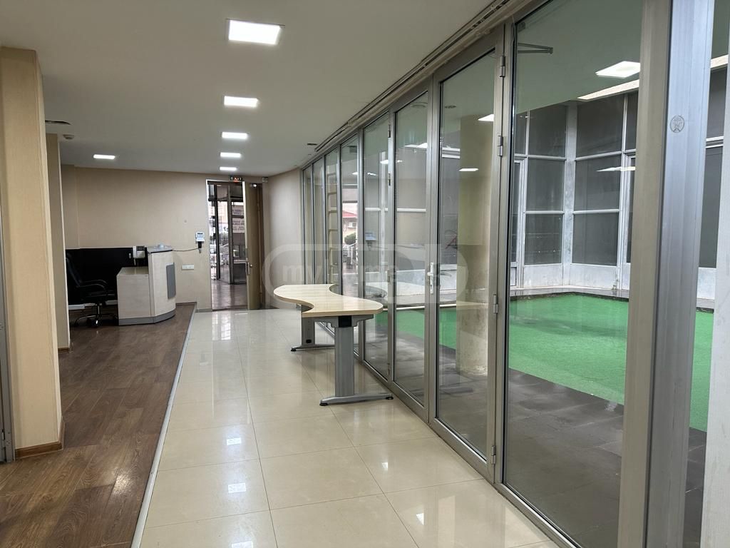 Office Commercial Area For Sale In Vera view 1