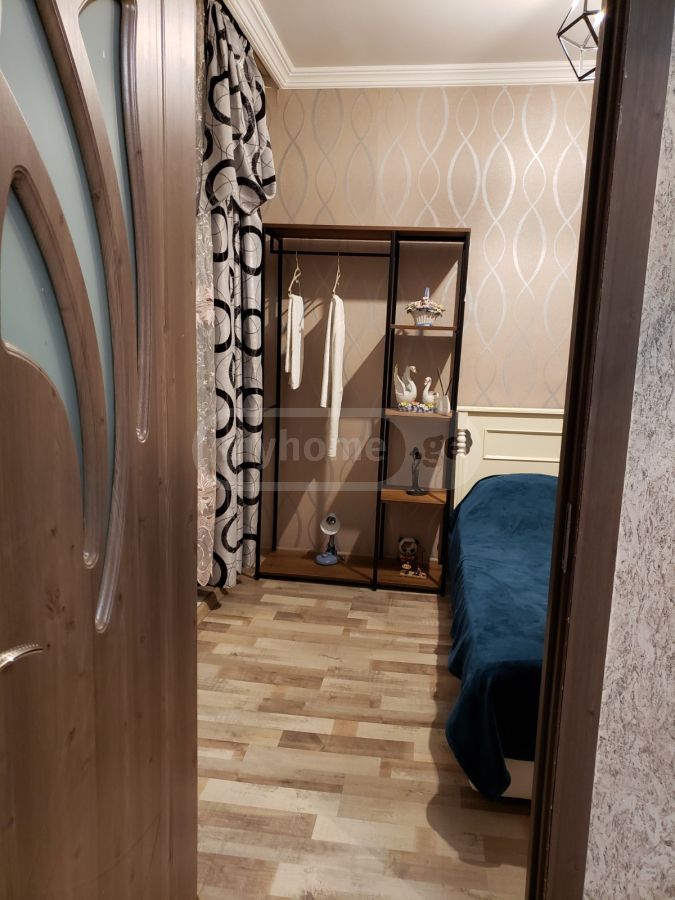 Daily Rent 1 Room Apartment Kutaisshi view 8
