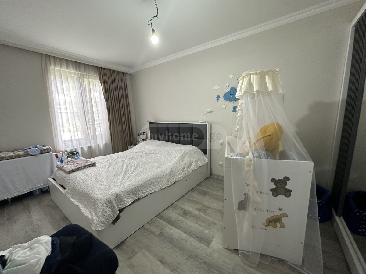 For Sale 8 Room Private House Isanshi view 6