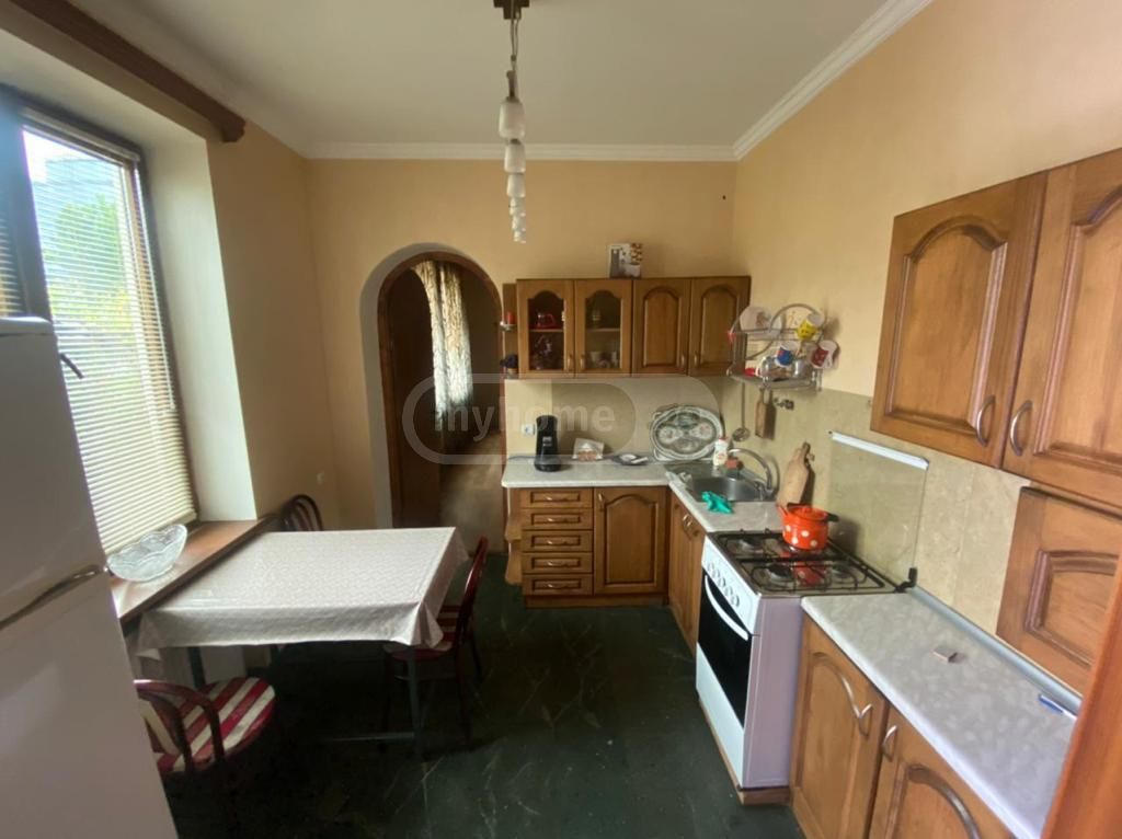 5 Room Private House For Rent In Ortachala view 2