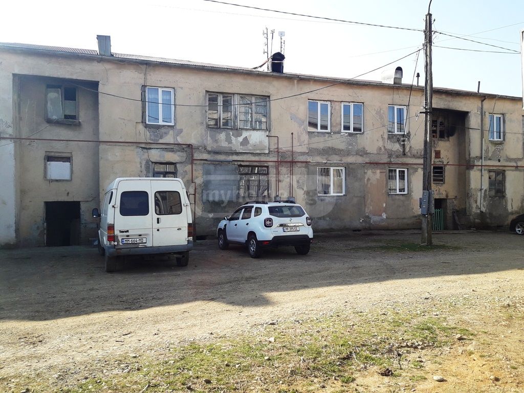For Sale 2 Room Apartment Ozurgetshi view 2