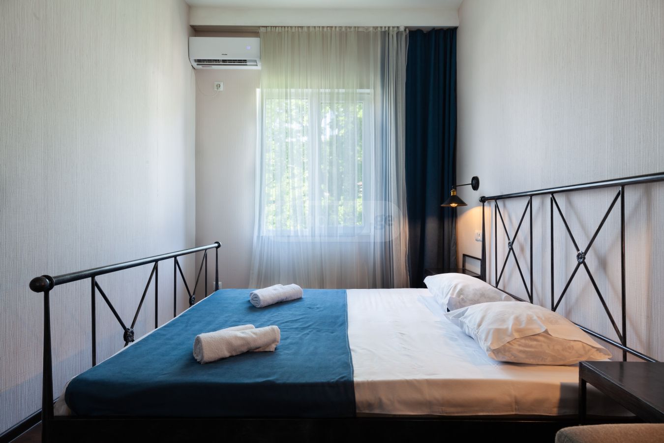 Daily Rent 1 Room Apartment Kutaisshi view 2