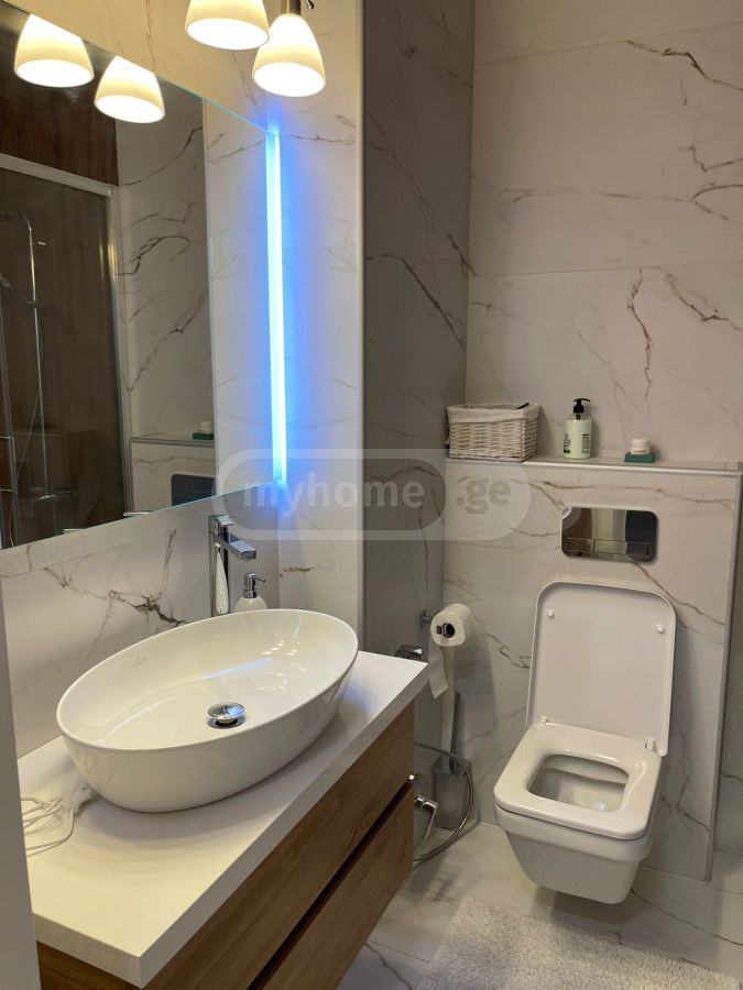 For Sale 3 Room Apartment Kiketshi view 9