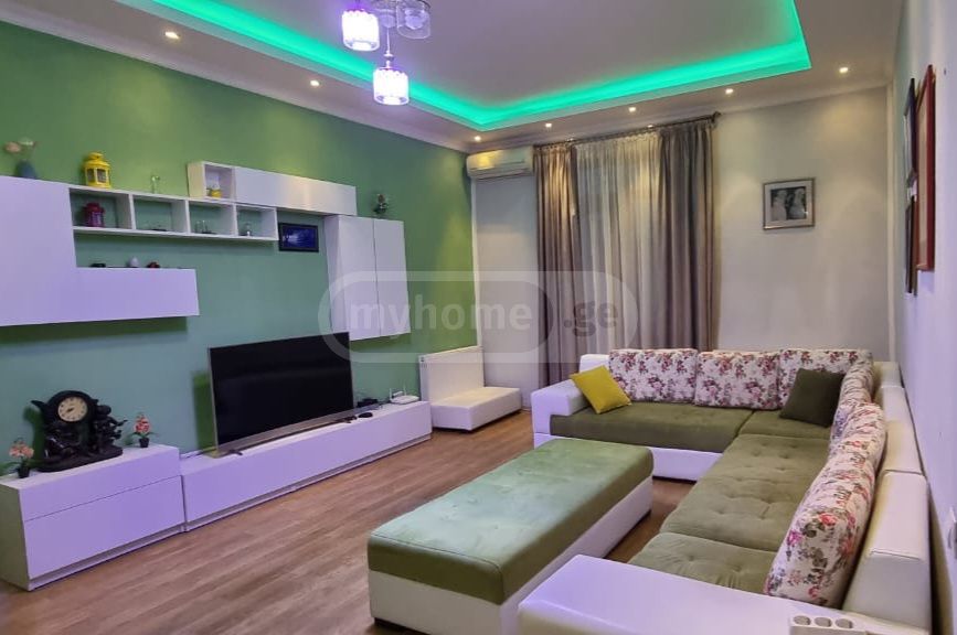 For Sale 9 Room Private House Nadzaladevshi, 1 of 12