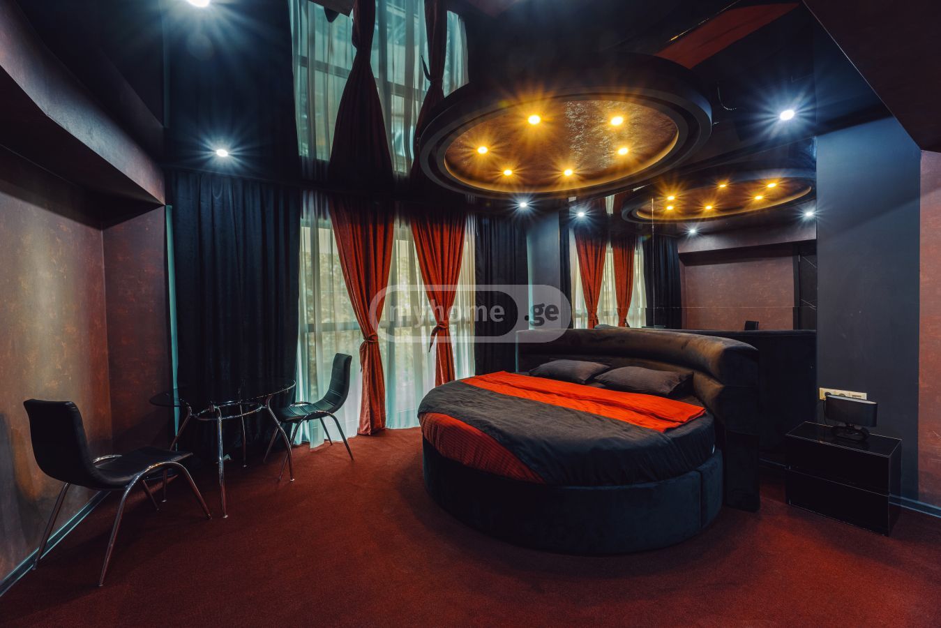 10+ Room Hotel For Sale In Vera view 3