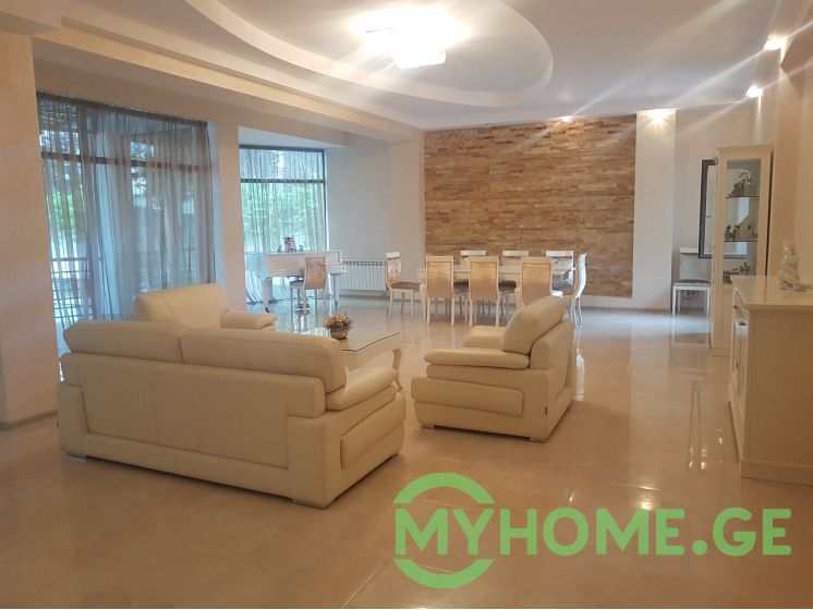 For Rent 8 Room Private House Dighomi 1-9-Shi, 2 of 12