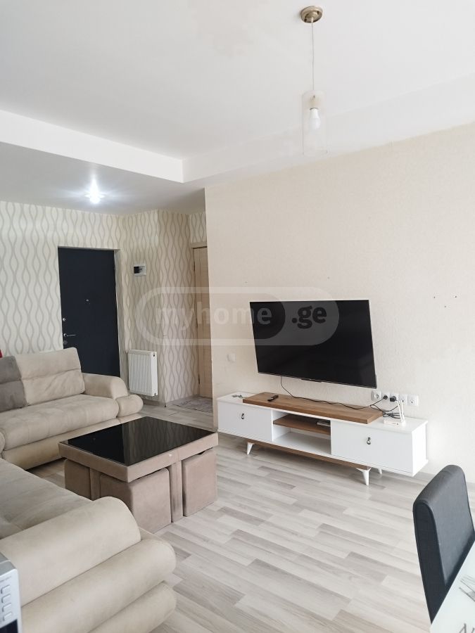 Daily Rent 2 Room Apartment, 1 of 6