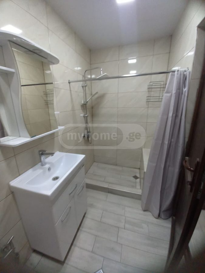 Daily Rent 2 Room Apartment Rustavshi view 2