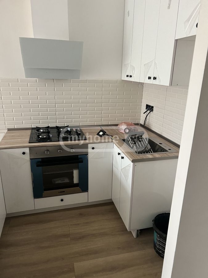 For Sale 3 Room Apartment view 1