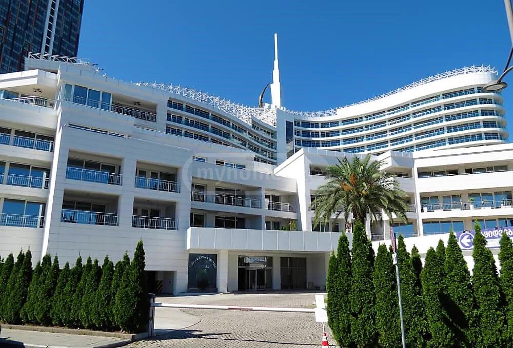 For Sale 6 Room Apartment view 1