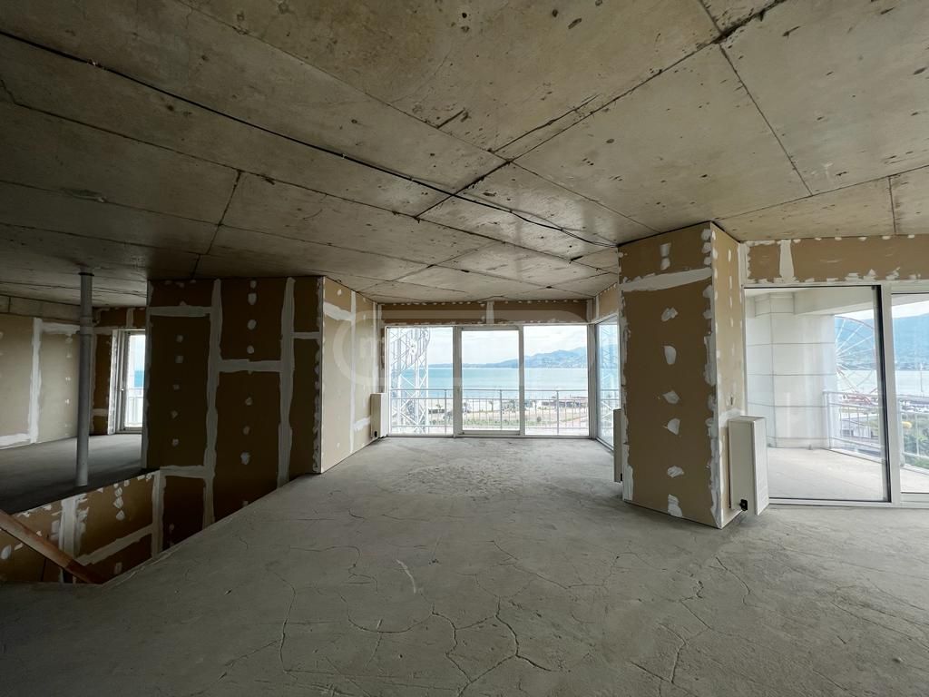 For Sale 6 Room Apartment view 6