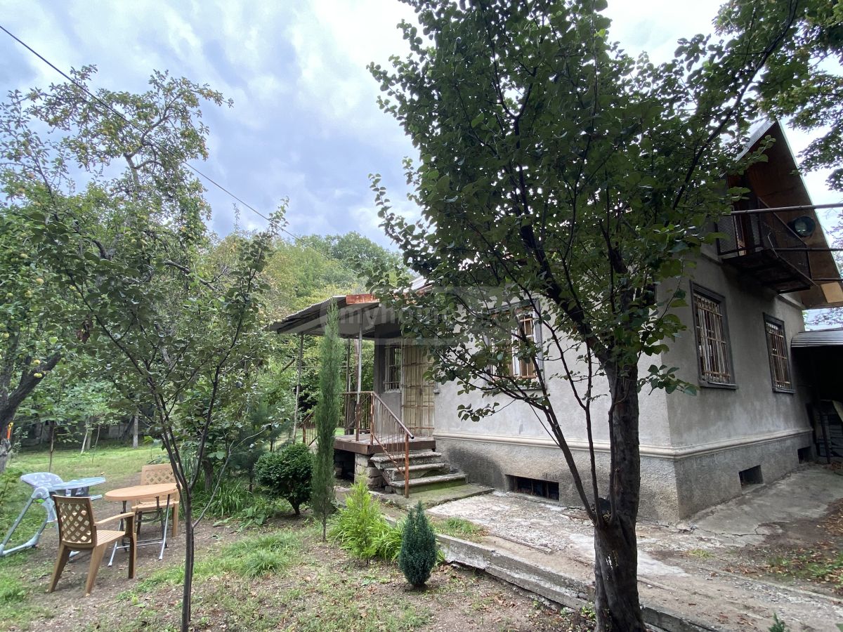 For Sale 5 Room Country House Tetritsqaroshi view 1