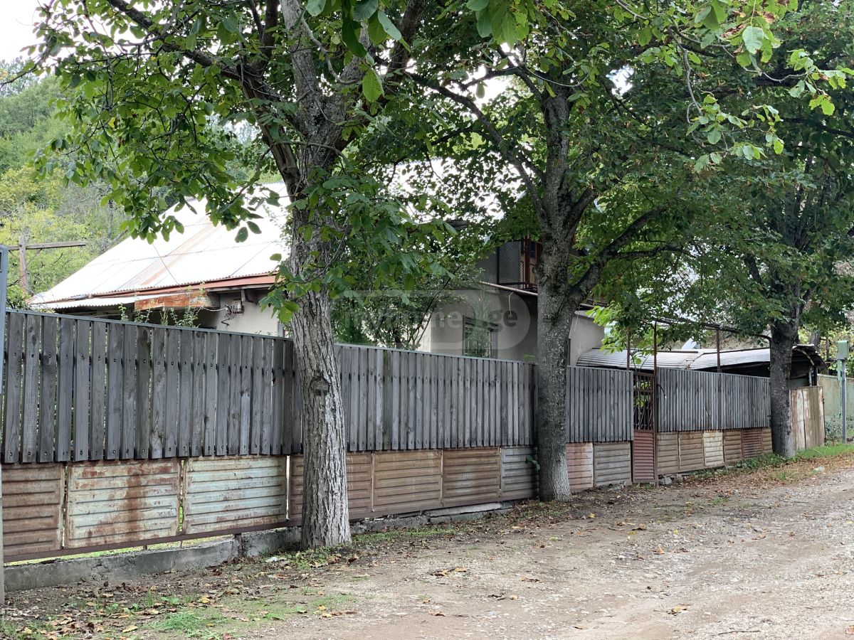 For Sale 5 Room Country House Tetritsqaroshi view 4