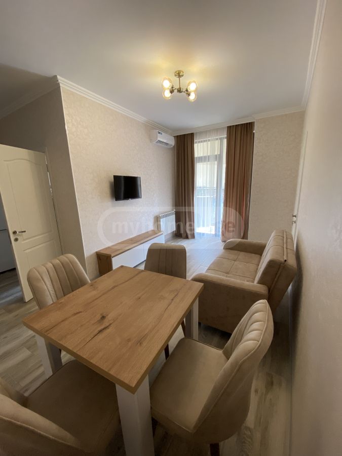 For Sale 3 Room Apartment view 1