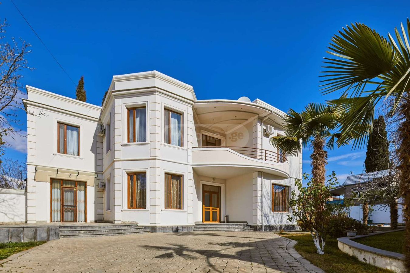 For Sale 10+ Room Private House Ortachalashi view 1