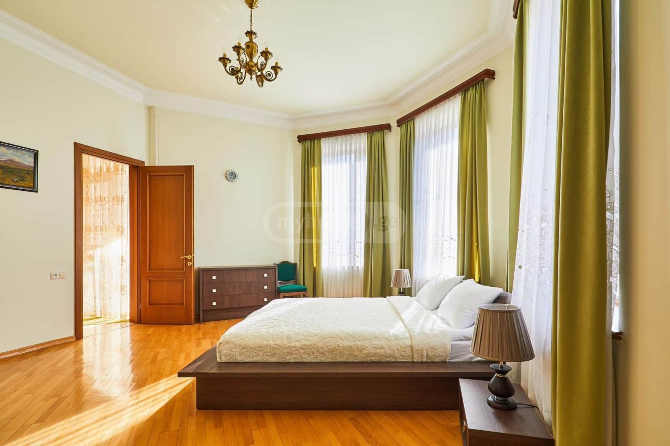 For Sale 10+ Room Private House Ortachalashi view 9