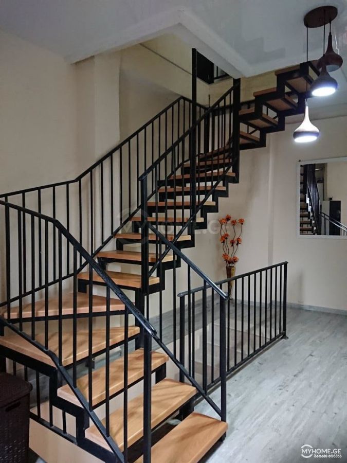 For Sale 10+ Room Private House In Vake, 10 of 11
