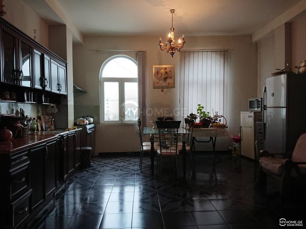 For Sale 10+ Room Private House In Vake, 4 of 11