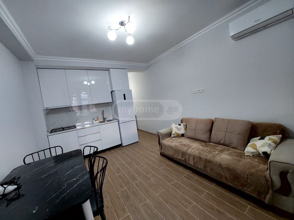 For Rent 2 Room Apartment view 3