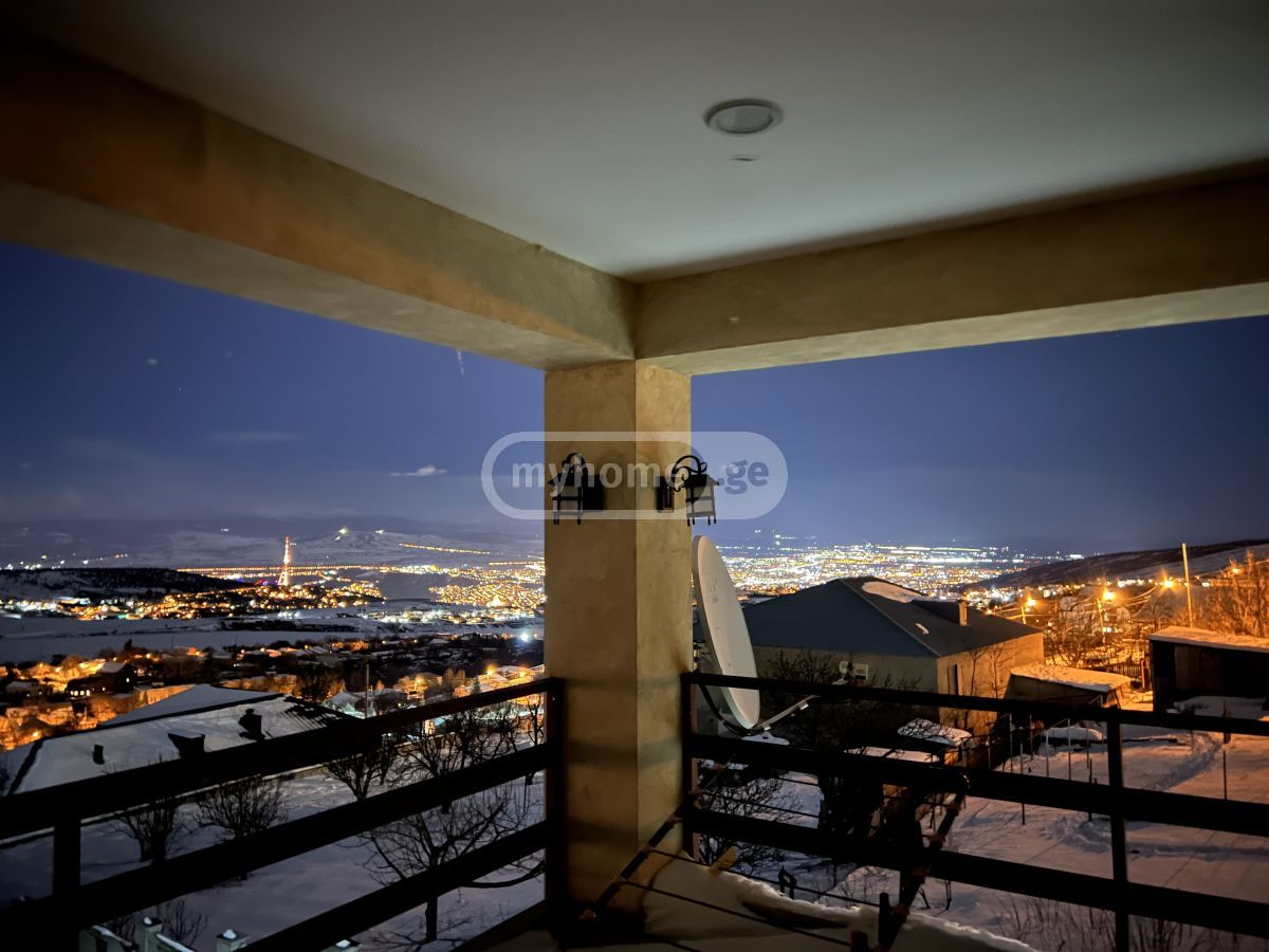 For Sale 7 Room Private House Tsavkisshi view 2