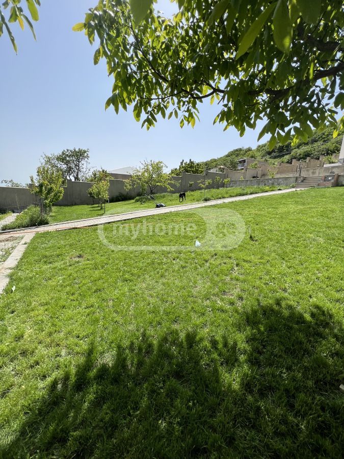 For Sale 7 Room Private House Tsavkisshi view 9