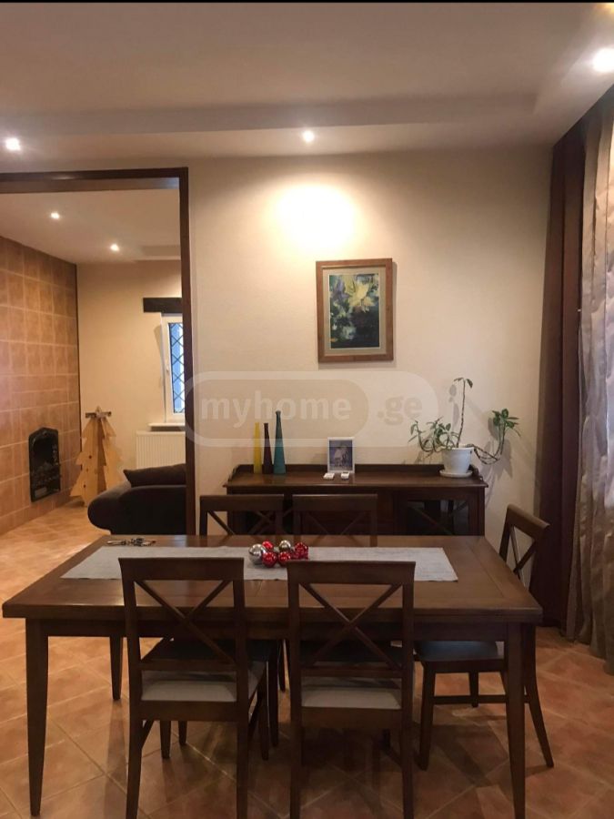5 Room Private House For Rent view 2