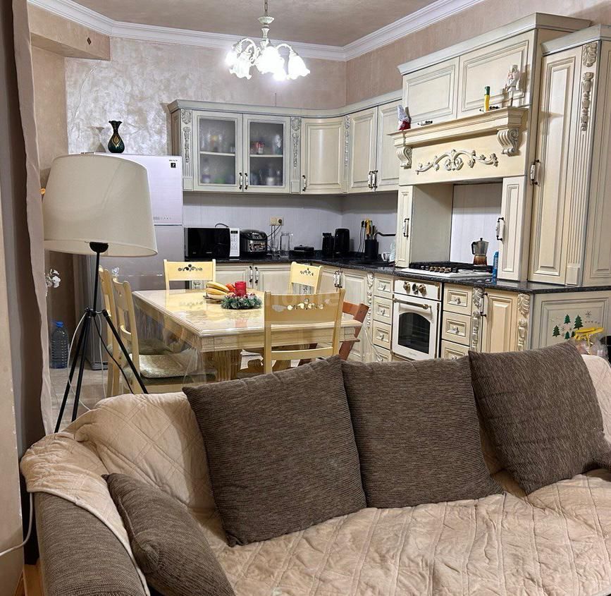 For Rent 3 Room Apartment Rustavshi view 1