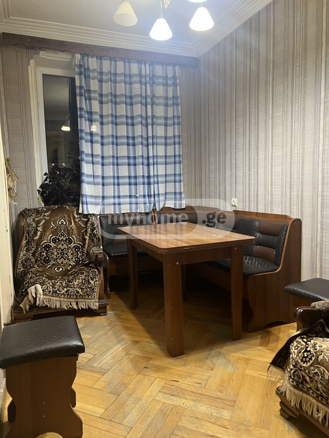 For Rent 4 Room Apartment Varketilshi view 3