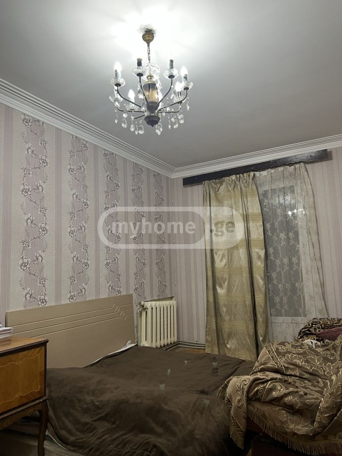 For Rent 4 Room Apartment Varketilshi view 9