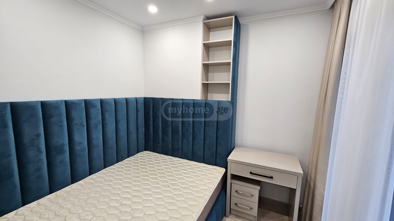 3 Room Private House For Sale view 12