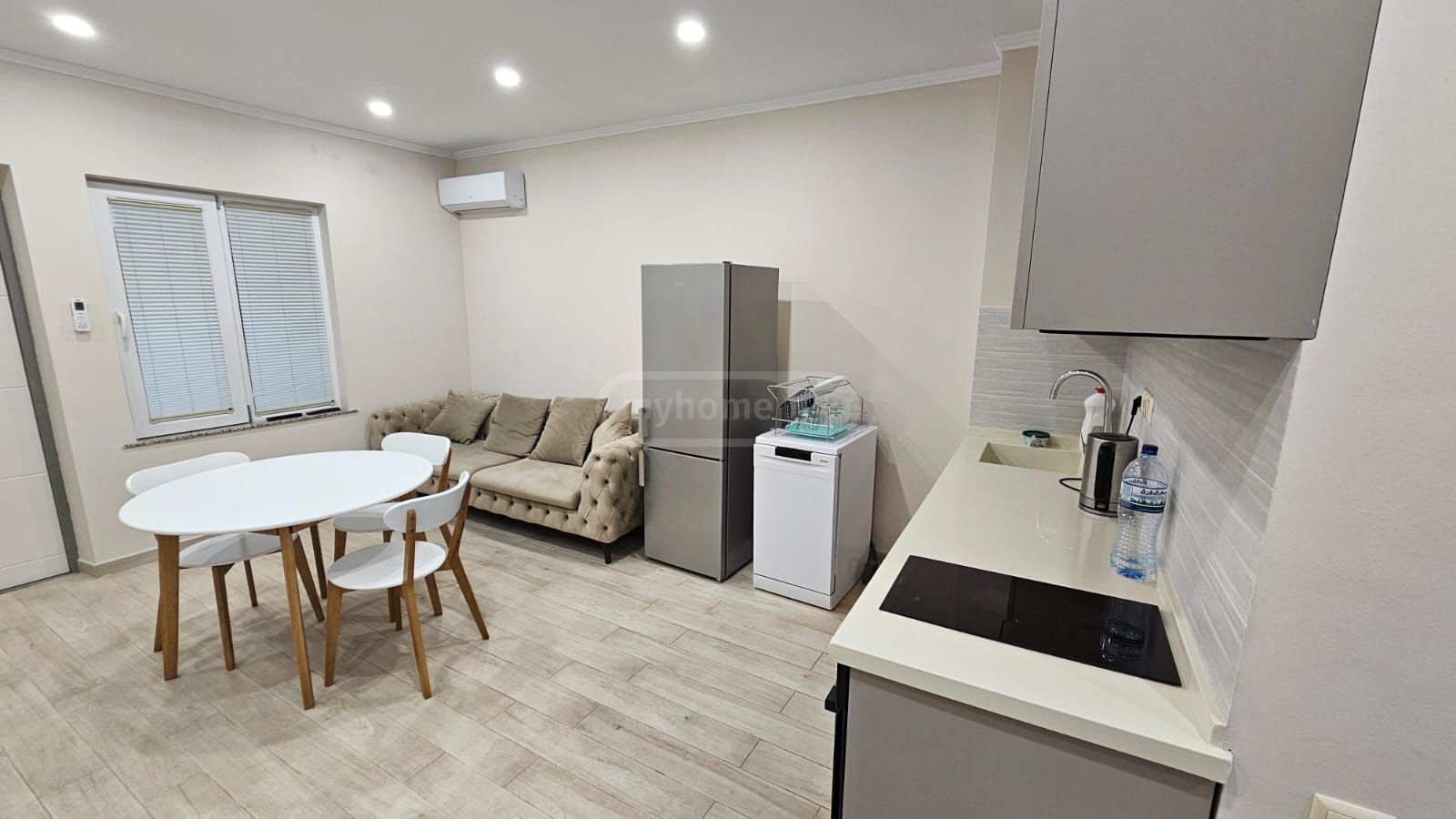 3 Room Private House For Sale view 3
