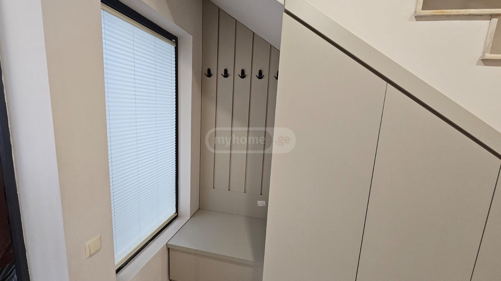 3 Room Private House For Sale view 6