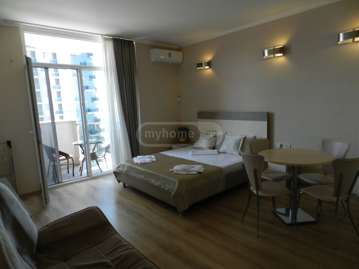Daily Rent 1 Room Sastumro view 9