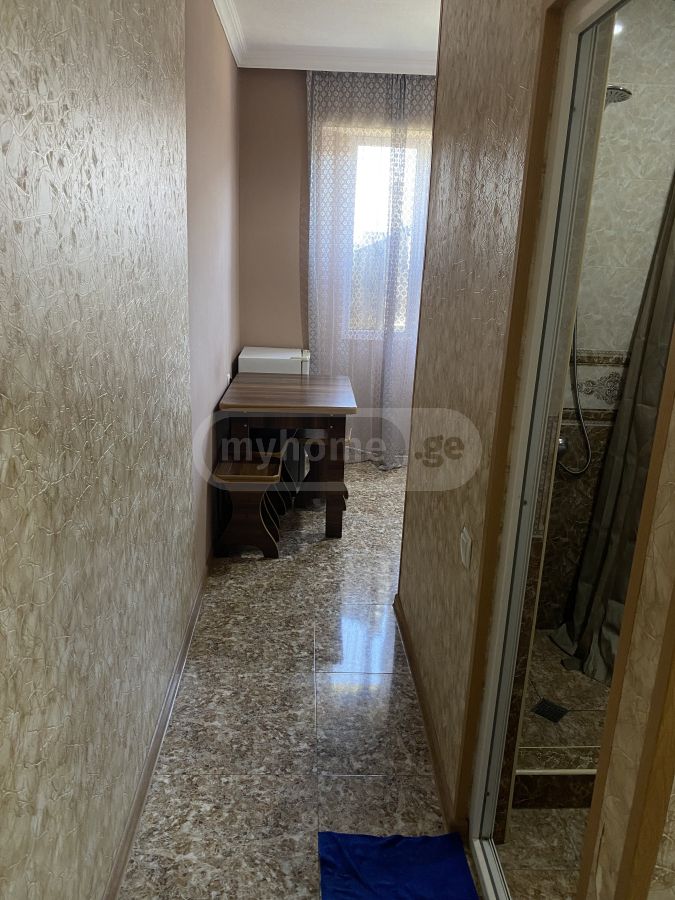 Daily Rent 2 Room Apartment Kutaisshi view 2
