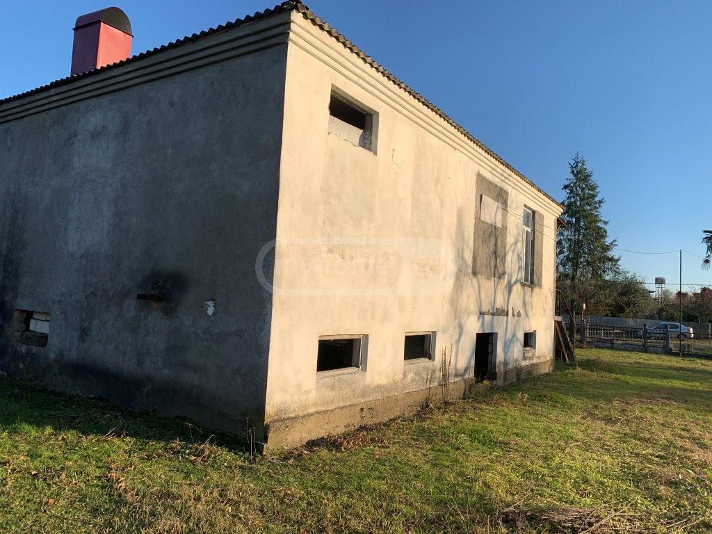 4 Room Private House For Sale view 6