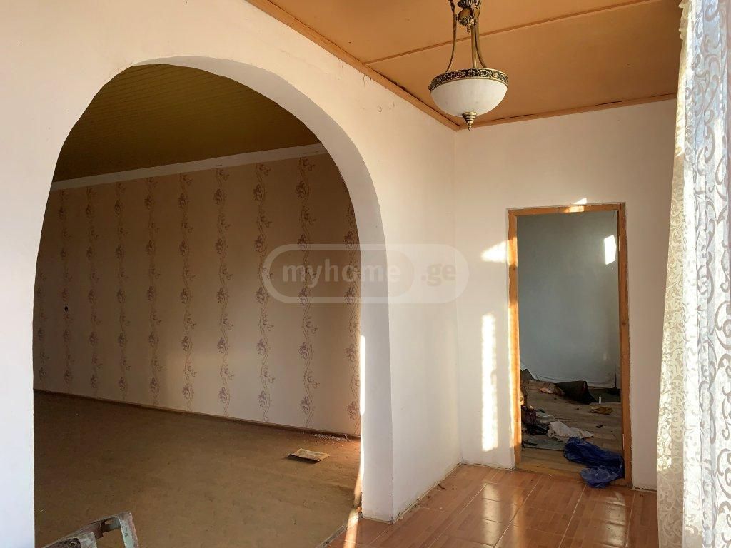 4 Room Private House For Sale view 7