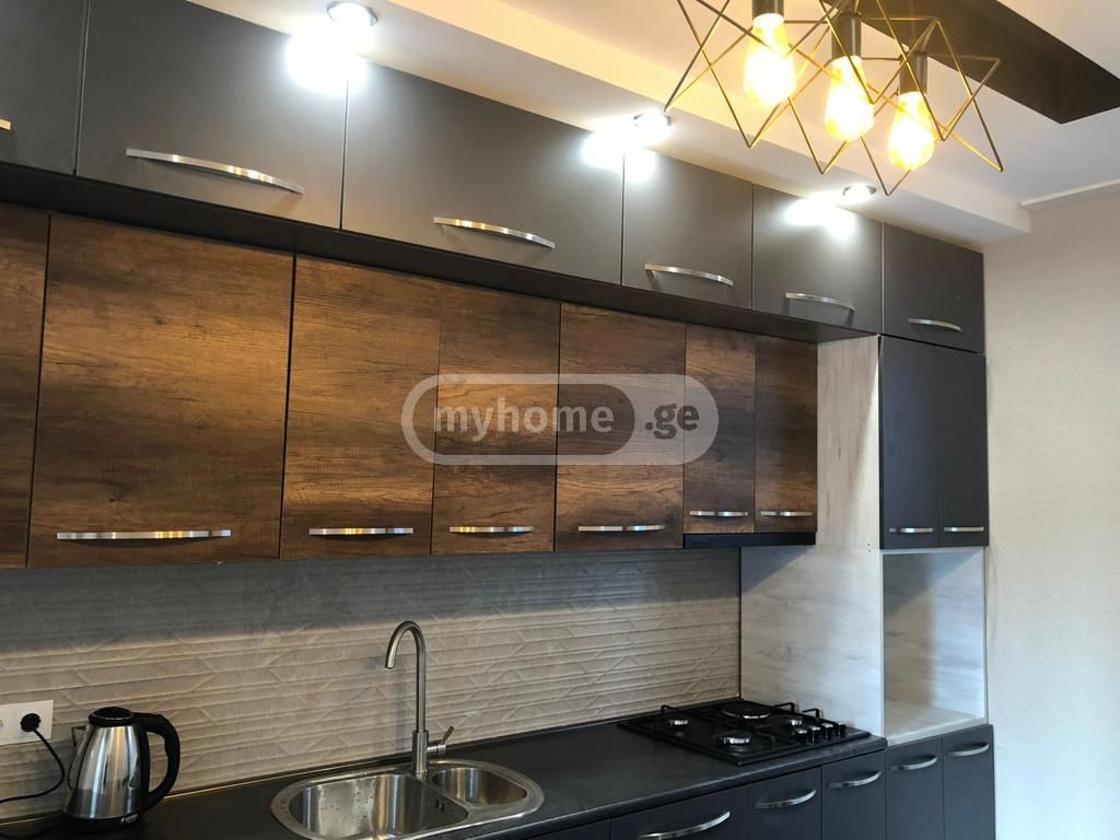 For Sale 10+ Room Sastumro In Didi Dighomi, 1 of 11